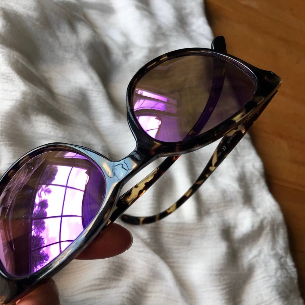 Makanis Women's Sunglasses SUN-MK-TOP Purple Lenses - Picture 2 of 7